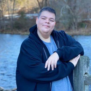 Meet your Posher, Eduardo